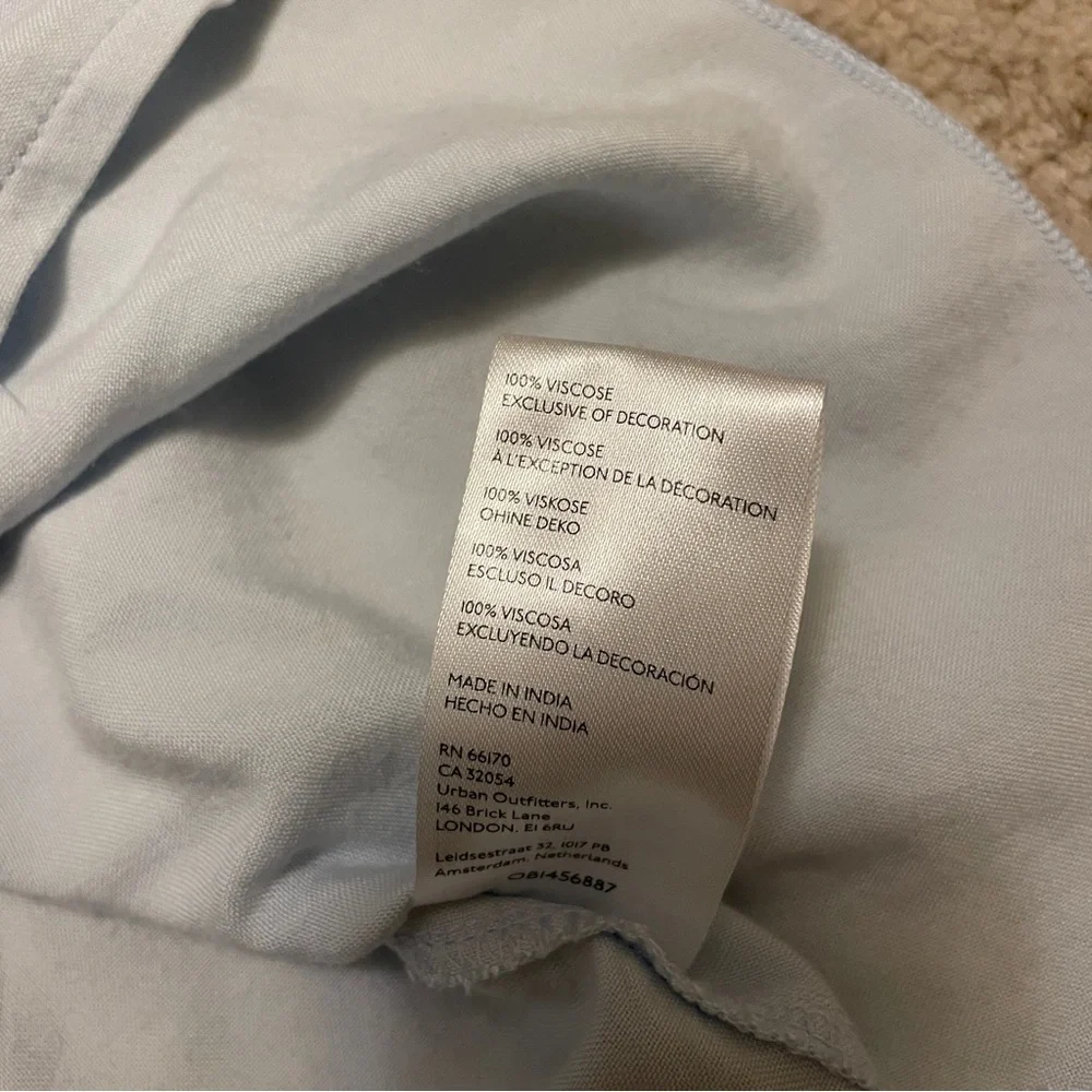 Urban Outfitters Uo Petrol
Souvenir Button-down Shirt size XS - Picture 6 of 7
